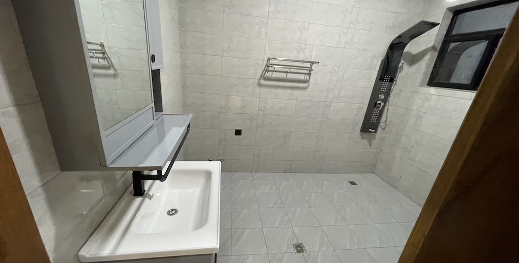 properties/4upNzlSGOix1MYj3T3i9CH4NRI8x62eWOa1AXCUR.jpg