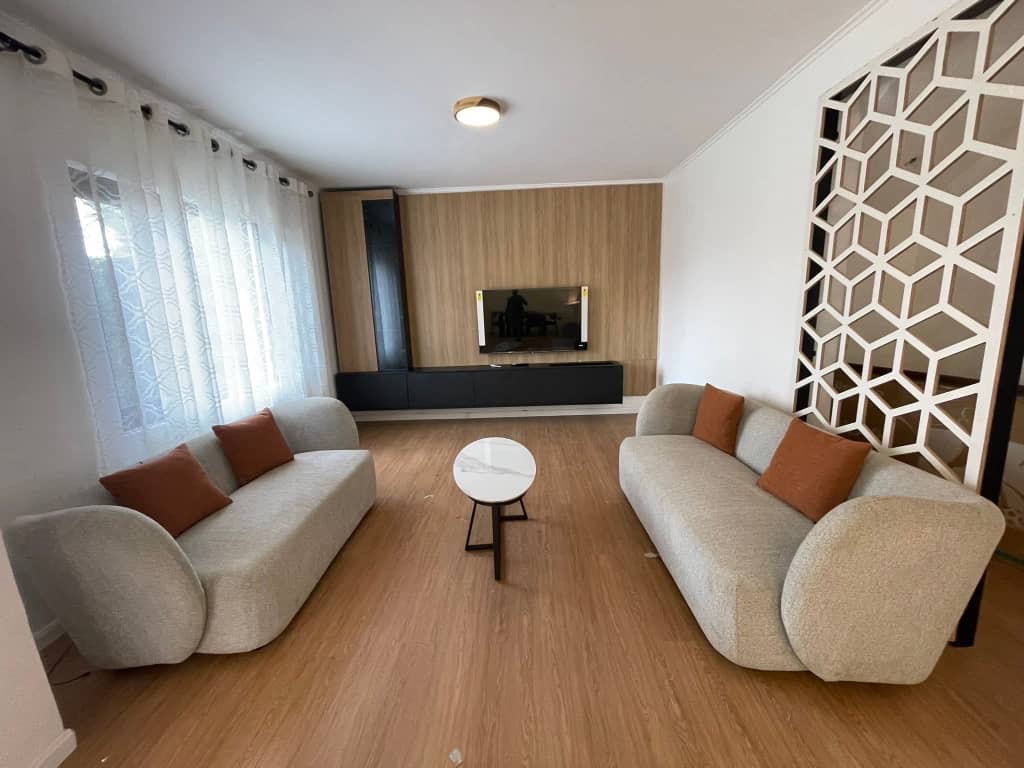 properties/6UluMw5xdg1WXrufOJrYa4CQRdWSNK73PXIhd25p.jpg