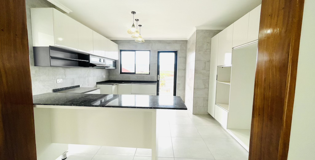 properties/ACqWqmPvLZiDENGnDRJadPIhmJzATcVenq3vv4ig.jpg