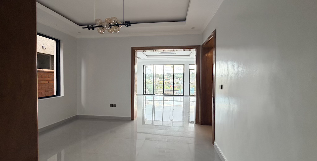 properties/B81Av3tfwFXZa3ApZflRHUkCtuqu9Y00P6X4zg6H.jpg