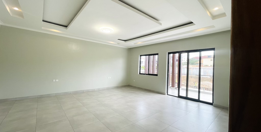 properties/Fmp6n7oaPjnT0oGCMzcNuxaI2mquWILgyo9deBvD.jpg