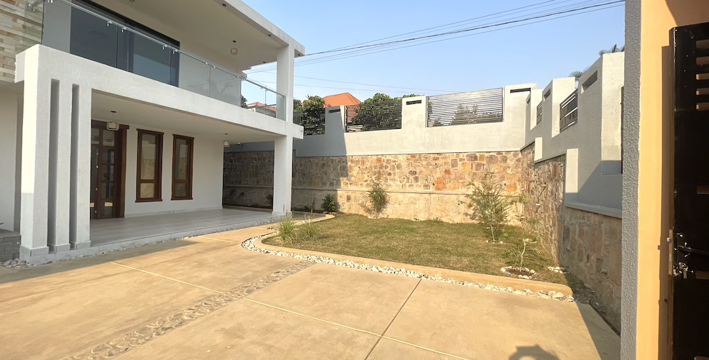 properties/OBnjohE3WfGltqCYZrNcRTHd4J6Vv6sXP3ora98Z.jpg
