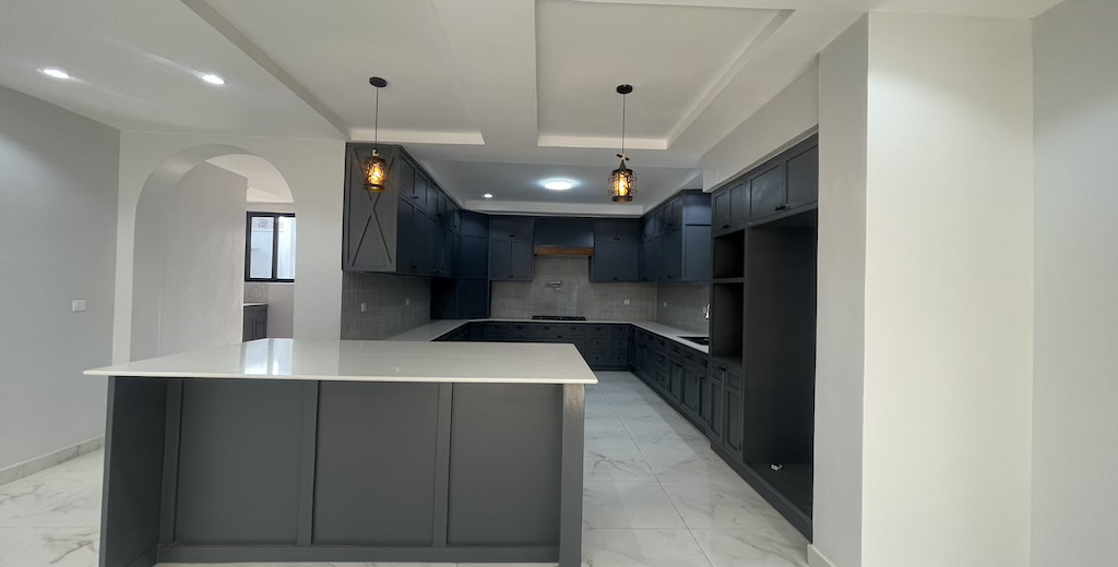 properties/Q5oTTjhKgGLKw4aluneTqZy3bO1UJ8Tg1k9Z1HNC.jpg