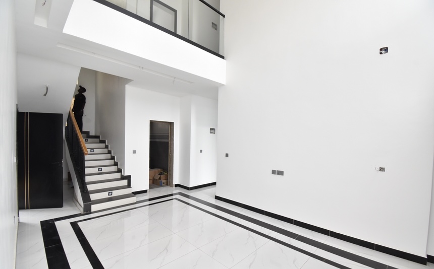 properties/VAEVMaWv1LQV8e1e4nMENw0GJEkRYndt4FjYYvra.jpg