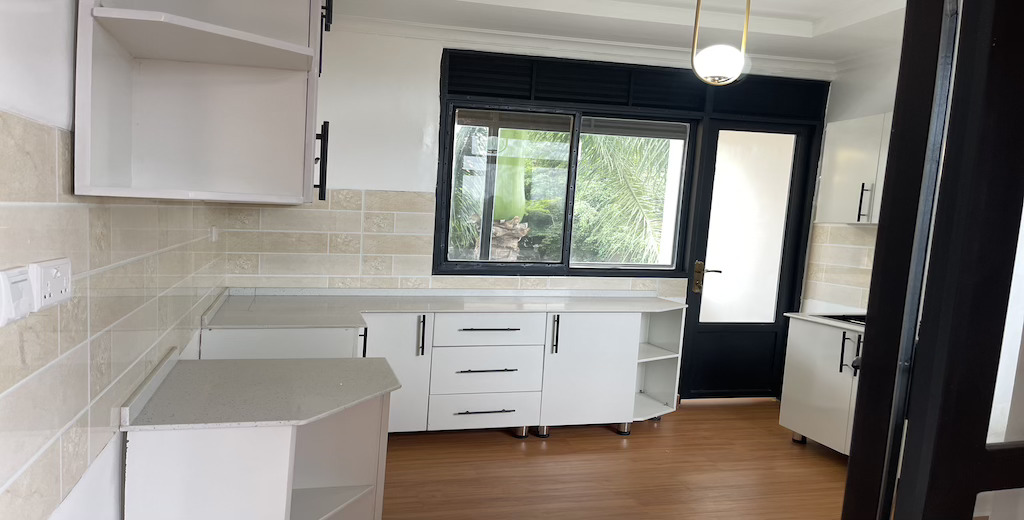 properties/VebMrmV1pEXEkdtmM5UFWMB31mmhBNHaNjN01zzy.jpg