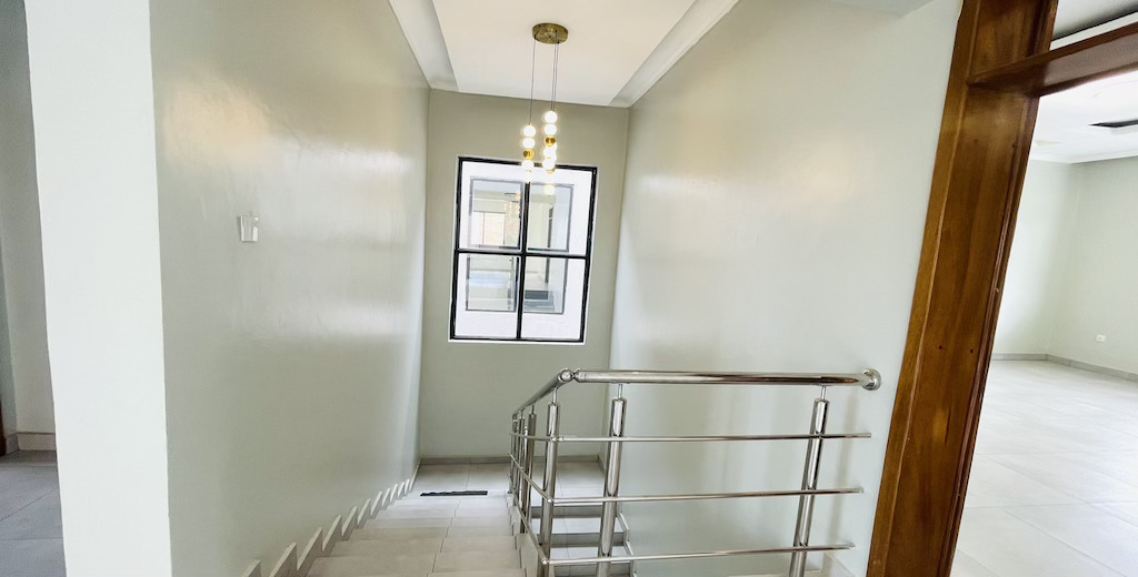 properties/itwTYaJvlzPV4nUKjgg04awPQ3hpBipG5lXYBCZ2.jpg
