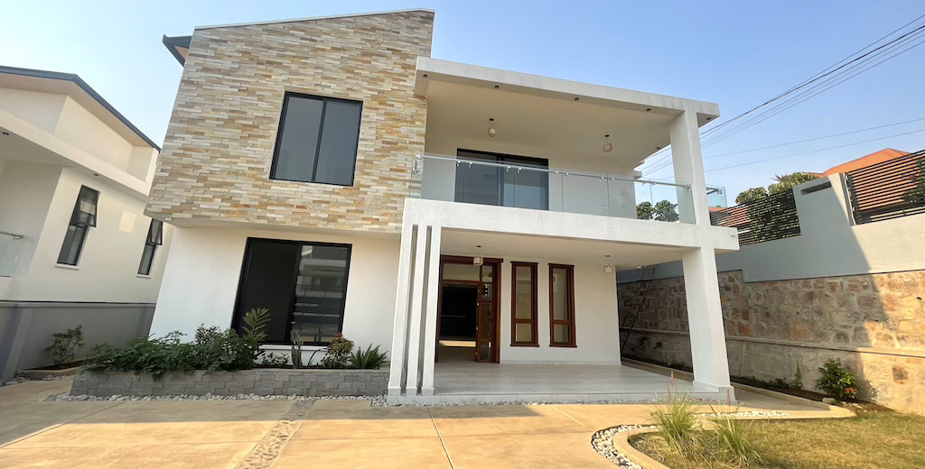 properties/oAoW3y3xpim6rYpjKFgJZ538WVPyBFR9fvgwC9nB.jpg