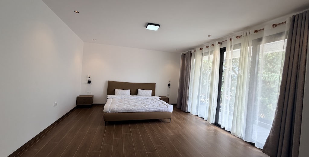 properties/wtp7A5HHqVreIgONgeT85RE24D1l7sUBs2QU4QdH.jpg