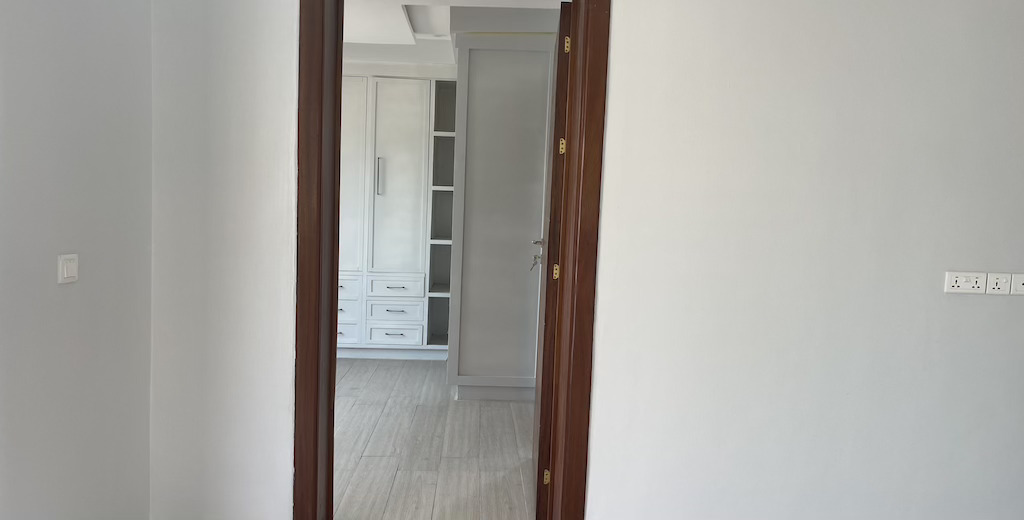 properties/x03LLAwKS9WK7n2WpU28fYhNp3ae89lp00TpVMXX.jpg