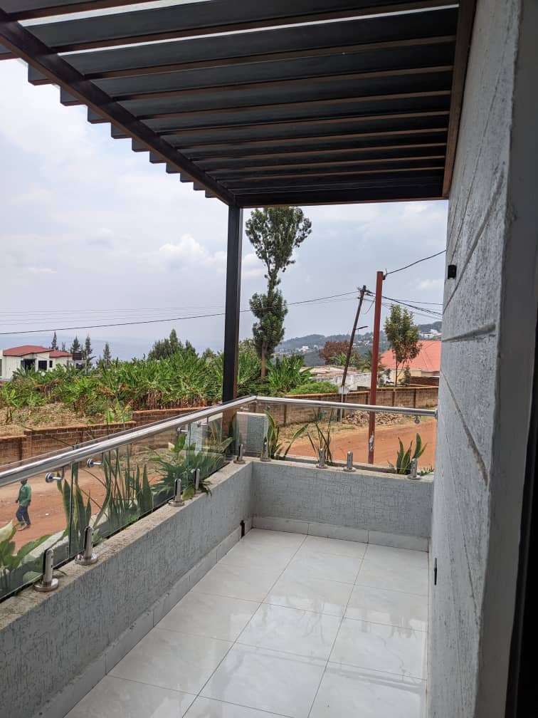 properties/xT06M8jof2gl7DP400fOI6VSoeFQ5Ja7gjzzR5G5.jpg